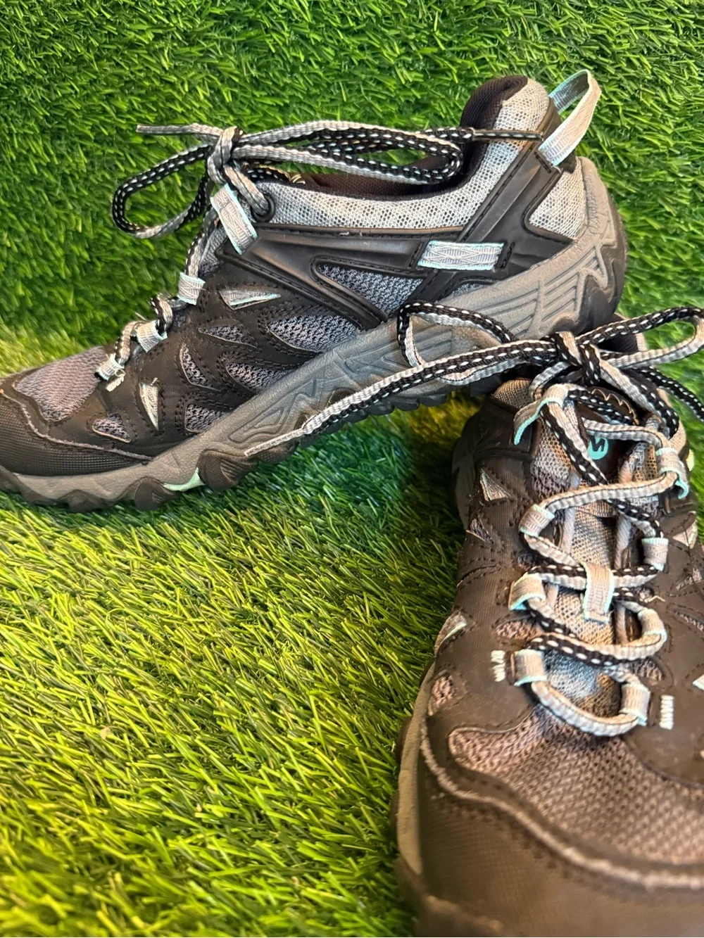 Merrell womens Black and Gray teal mesh All Out Blaze Aero Sport hiking shoe 7.5
